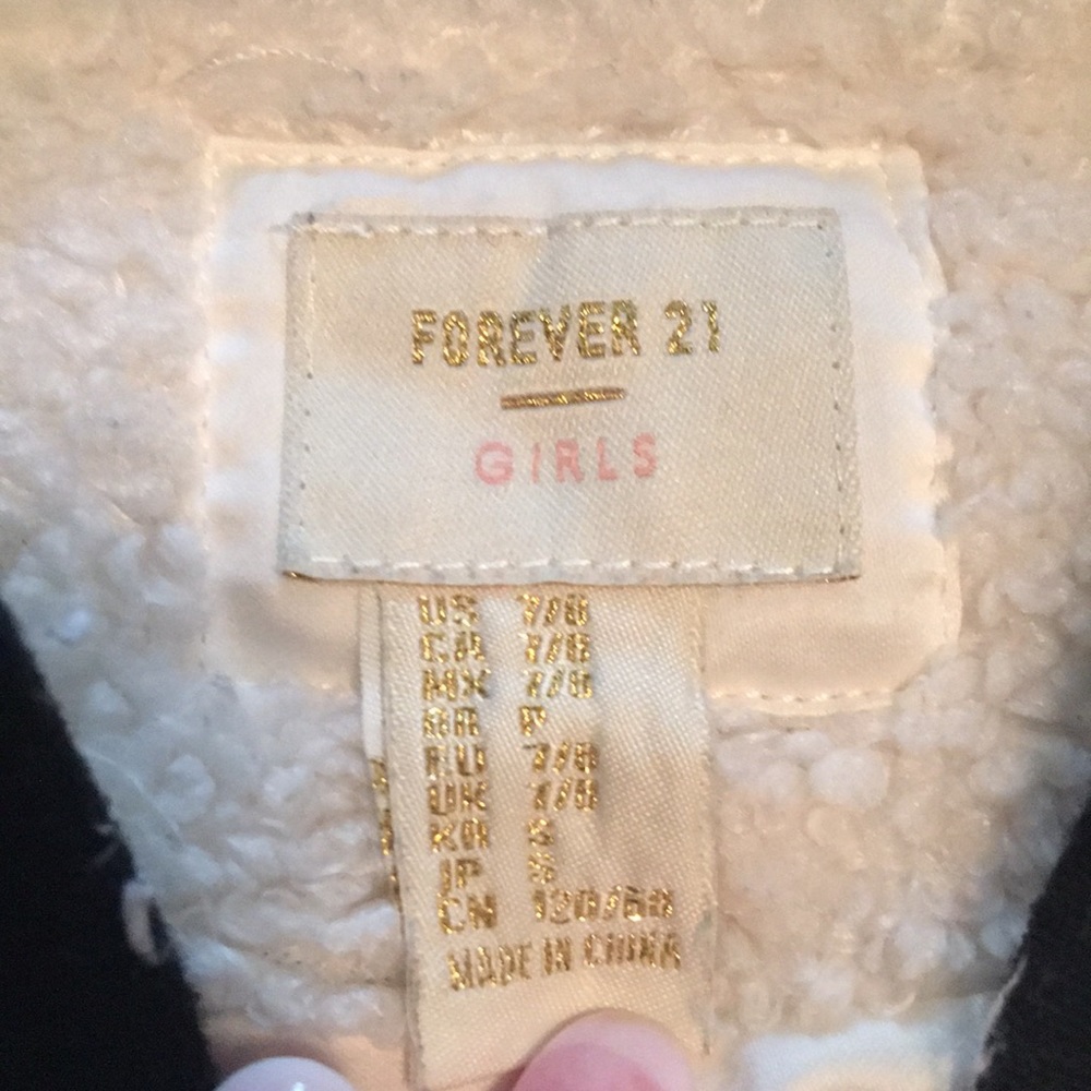 FOREVER 21 Jacket - Picture 4 of 5